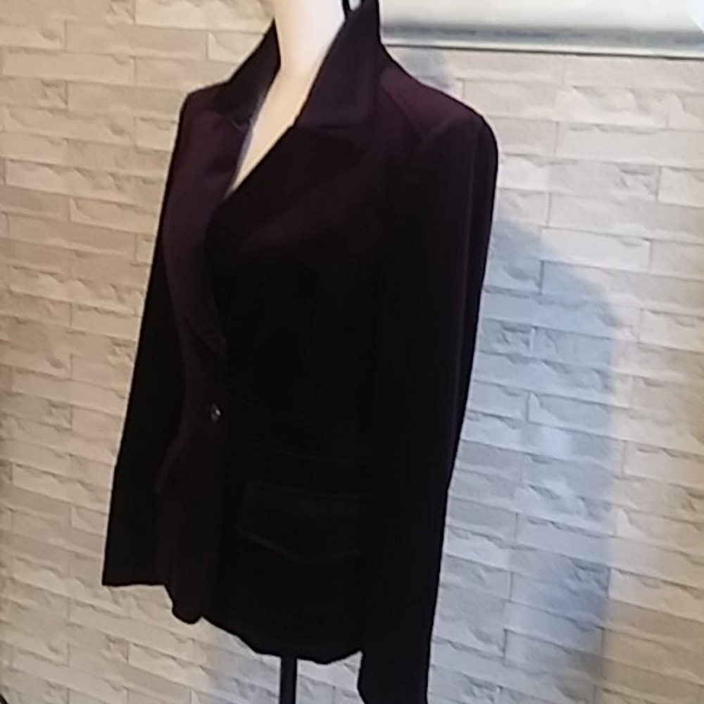 GIANNI VERSACE vintage suede jacket. - Picture 4 of 11